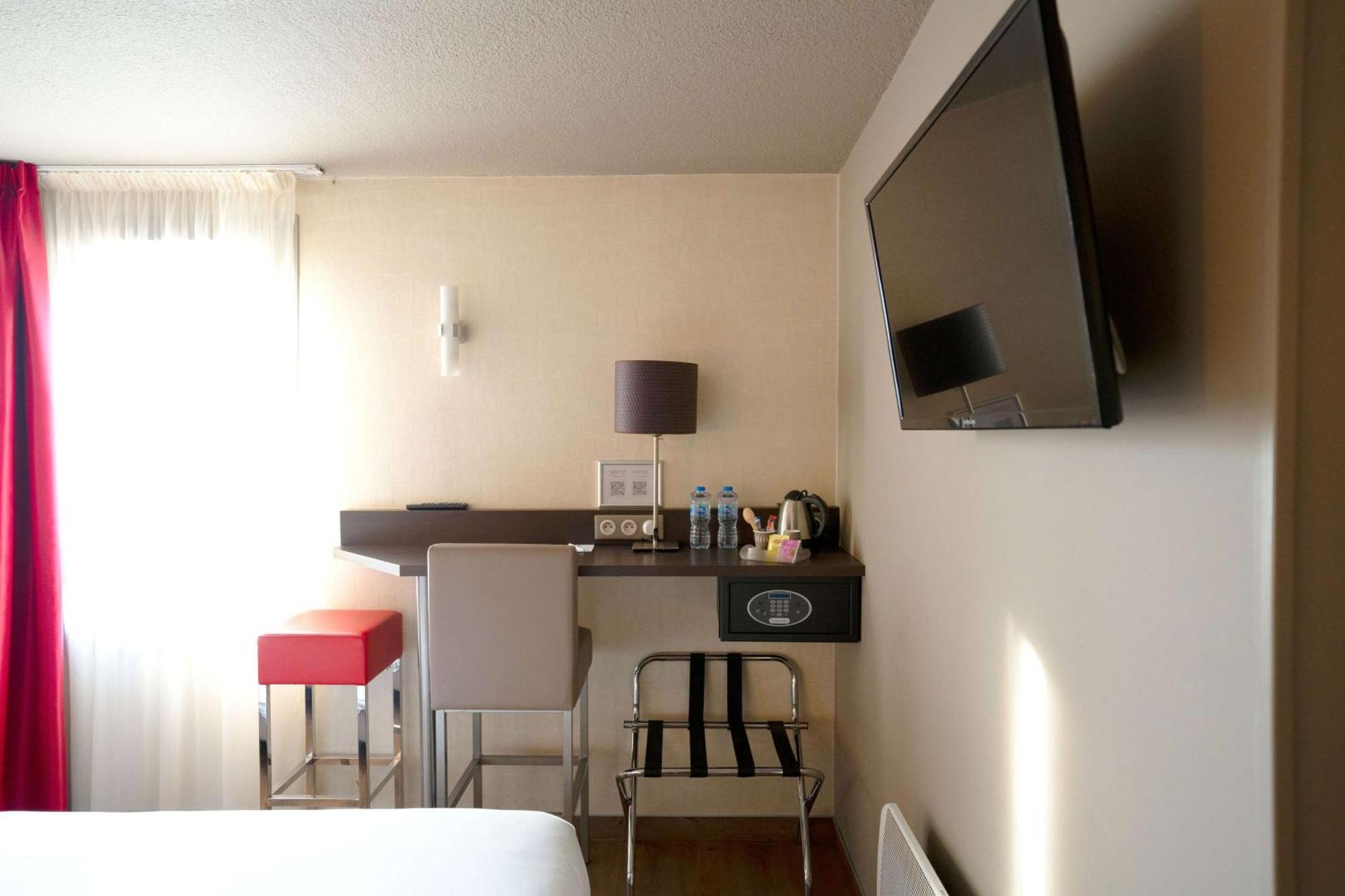 Best Western L'Atelier 117 Maubeuge Ngoại thất bức ảnh