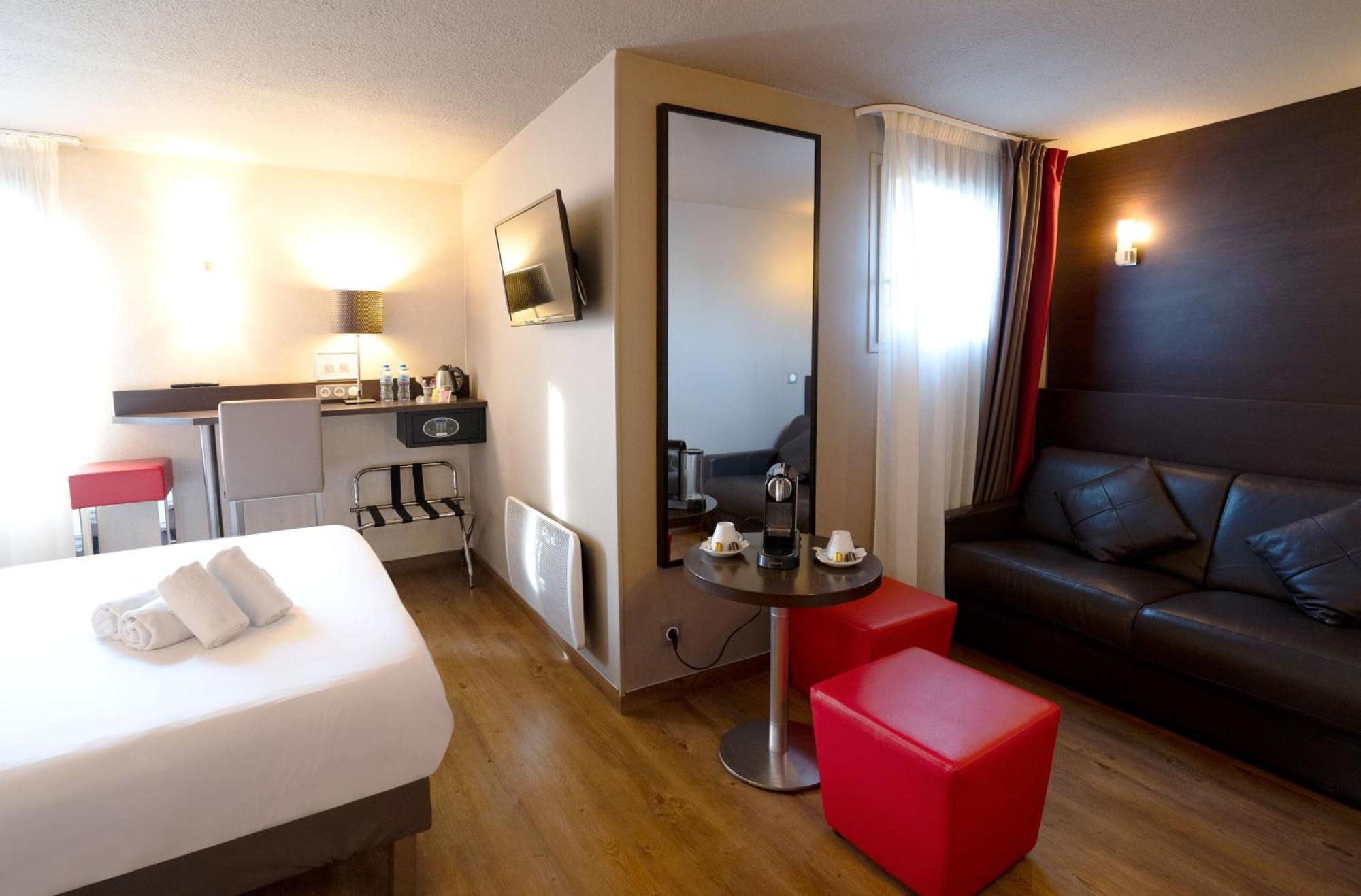 Best Western L'Atelier 117 Maubeuge Ngoại thất bức ảnh